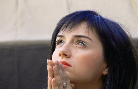 Lo que pasa cuando una madre ora por sus hijos